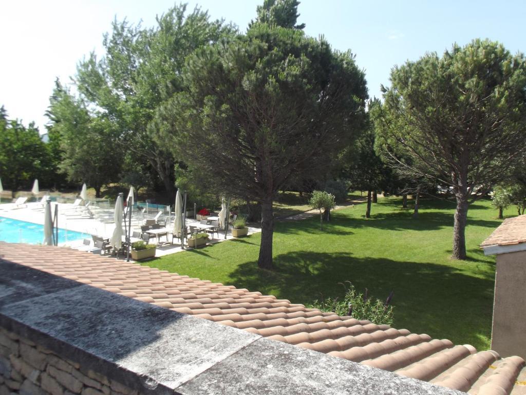 Le Domaine Des Oliviers Ξενοδοχείο Pierrelatte Εξωτερικό φωτογραφία