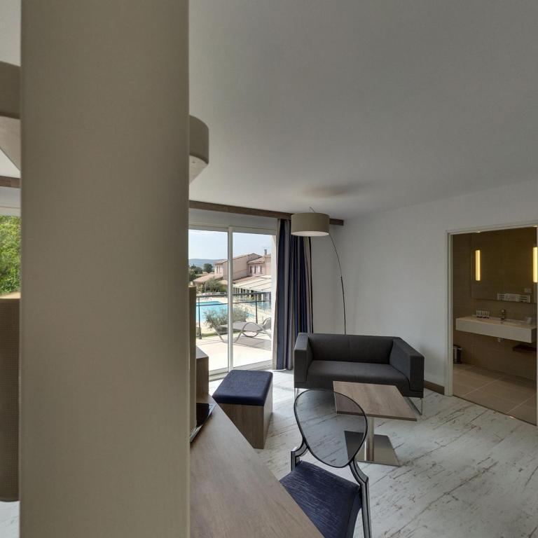 Le Domaine Des Oliviers Ξενοδοχείο Pierrelatte Δωμάτιο φωτογραφία